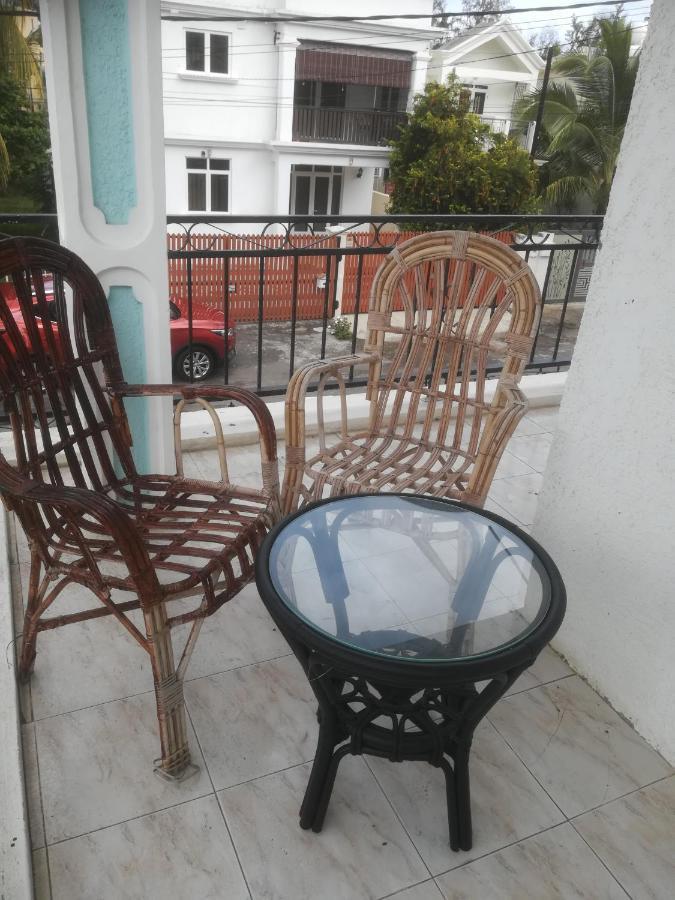 Residence Lasenza Apartment Flic en Flac Экстерьер фото